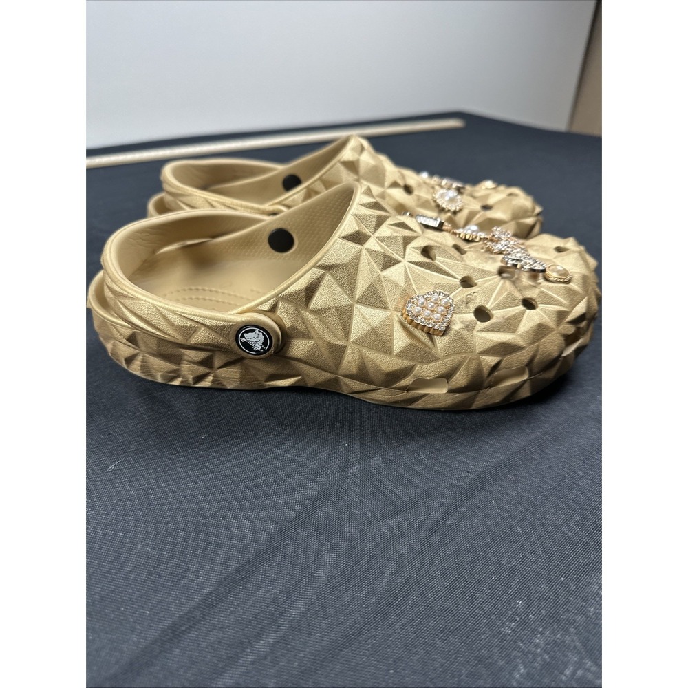 CROCS Classic Metallic Geometric Clog 'Gold' Size 11 Woman's - Picture 4 of 8